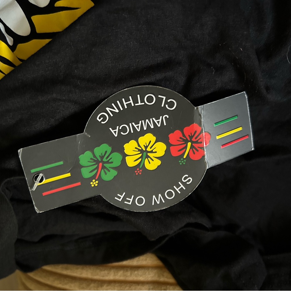 NWT Jamaica Heart Tank Top - Picture 5 of 5